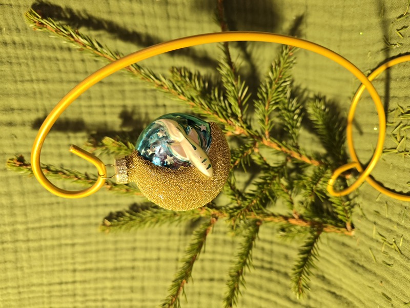 медальон ракета