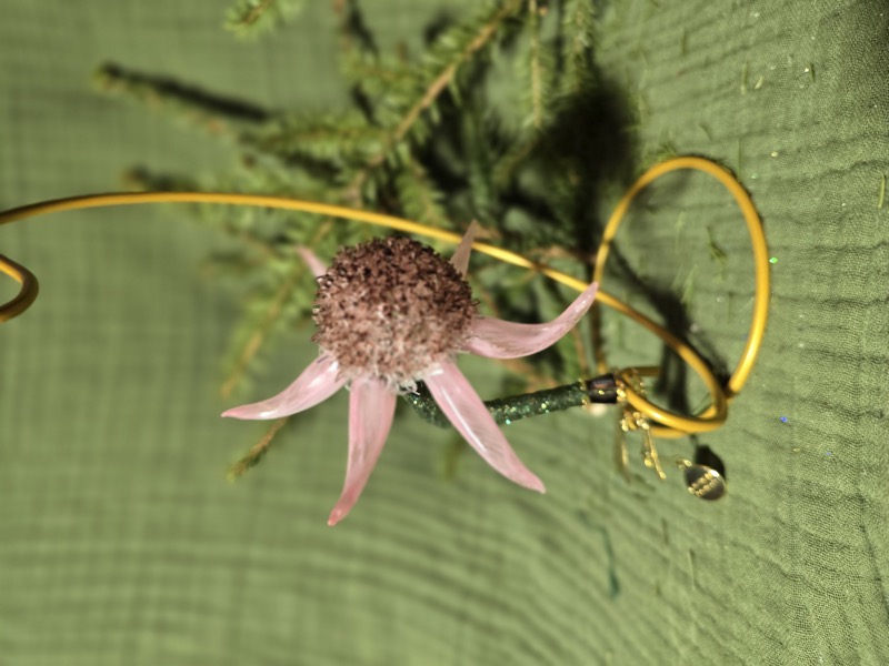 Цветок хрустальный